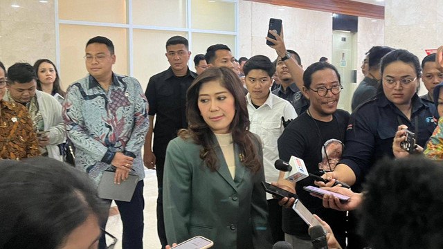 Menteri Komunikasi dan Digital (Komdigi) Meutya Hafid di DPR RI, Senayan, Jakarta, Selasa (5/11/2024). Foto: Haya Syahira/kumparan