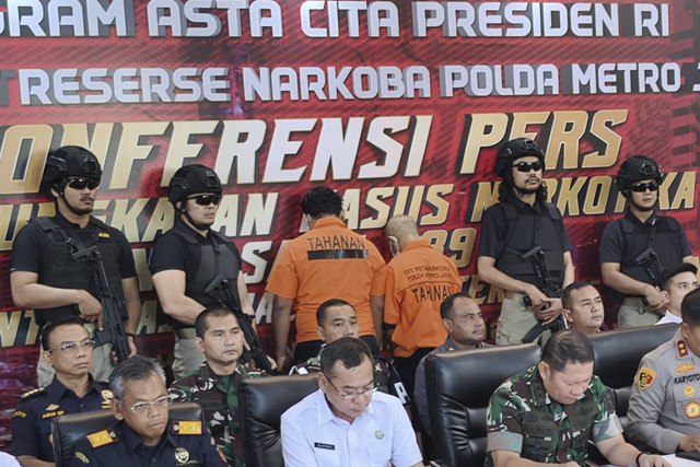 Pers rilis kasus narkoba jenis sabu jaringan Afganistan di Polda Metro Jaya. Foto: Istimewa.