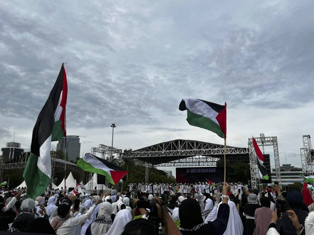 Suana Reuni Akbar 212 di Monas, Jakarta, Senin (2/12/2024). Foto: Rayyan Farhansyah/kumparan