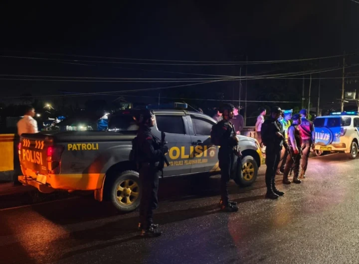 Patroli Gabungan Brimob Polda Sumut dan Polres Belawan. Foto: Istimewa.