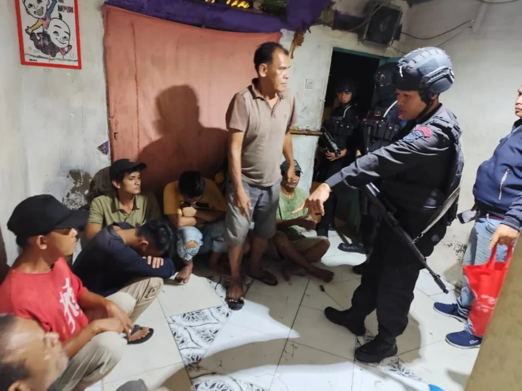 Penggerebekan Pesta Narkoba di Medan Denai. Foto: dok. Istimewa.