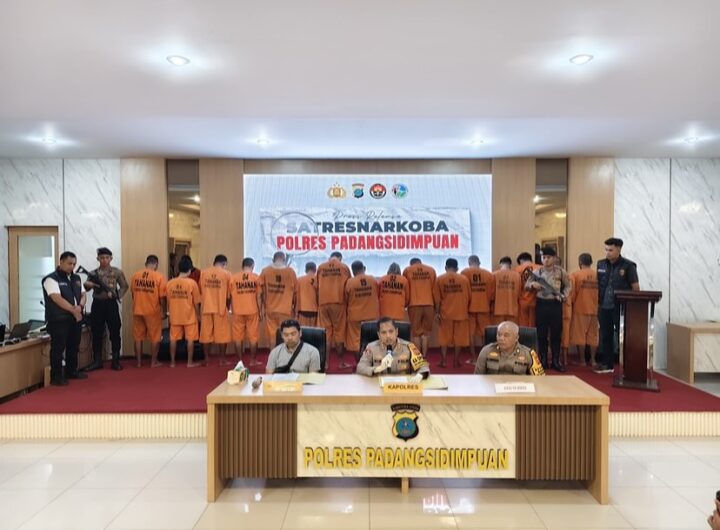 Konferensi Pers Satresnarkoba Polres Padangsidempuan. Foto: Dok. Istimewa.