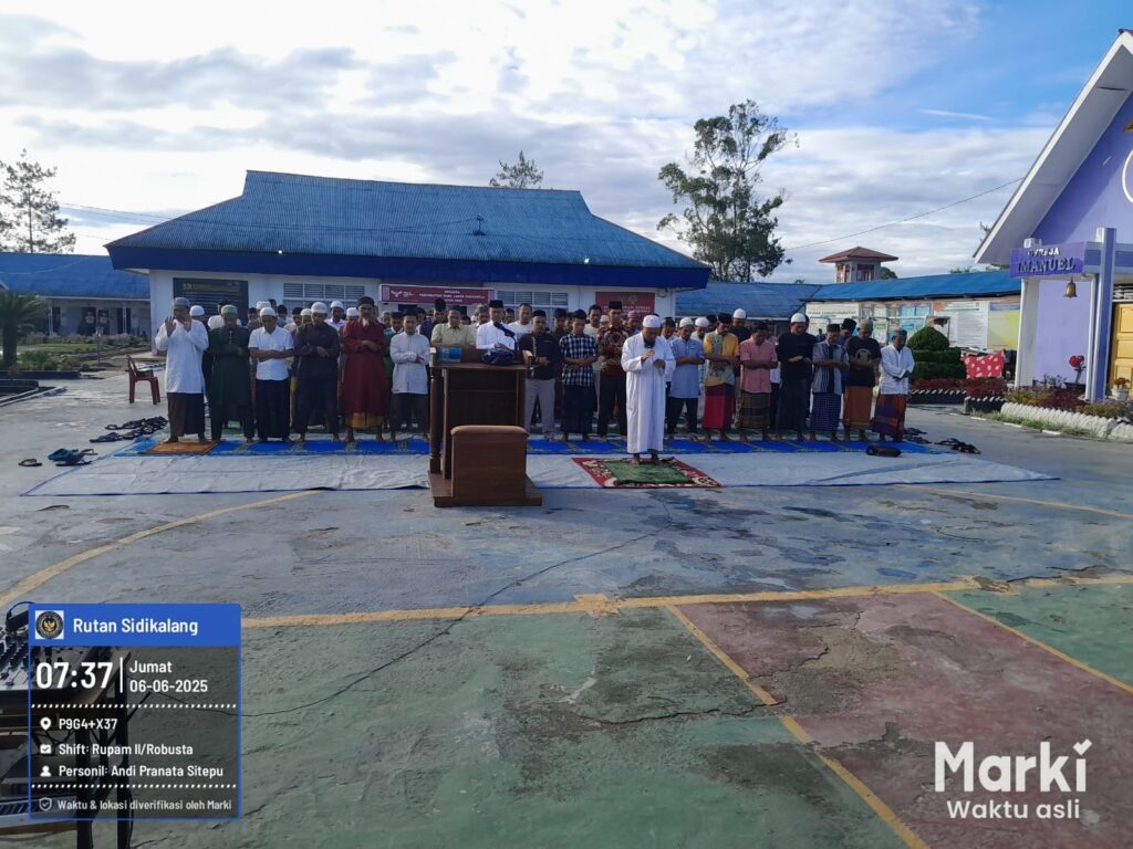 Keluarga Besar Rutan Sidikalang laksanakan Shalat Idul Adha. Foto: Dok. Rutan Kelas IIB Sidikalang.