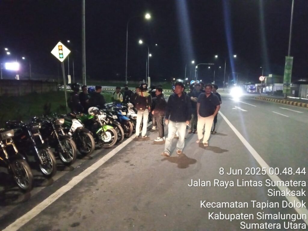 Tim Laser Polres Simalungun saat melakukan pencegahan Balap Liar di Jalan Medan. Foto: Humas Polres Simalungun.