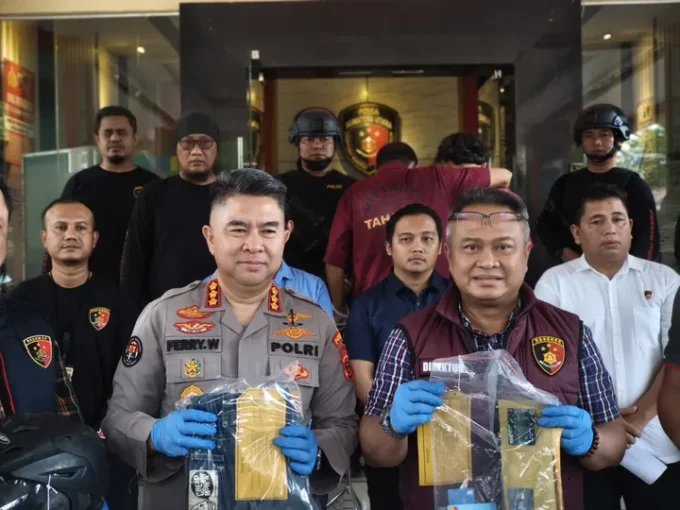 Konferensi Pers Polda Sumatera Utara bongkar sindikat Modus Ganjal ATM. Foto: Istimewa.